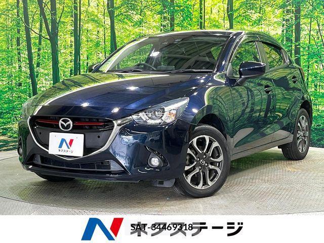 Mazda DEMIO 2015-12 8685899-0