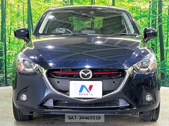 Mazda DEMIO 2015-12 8685899-14