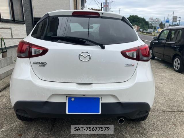 Mazda DEMIO 2016-03 8830130-9