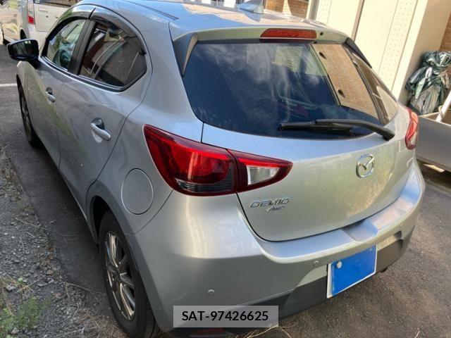 Mazda DEMIO 2019-06 8849700-4