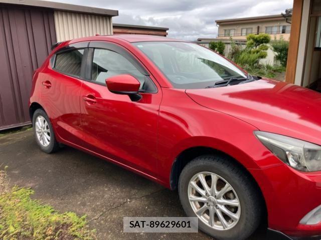 Mazda DEMIO 2016-03 8880637-3