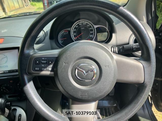 Mazda DEMIO 2014-03 8880640-17