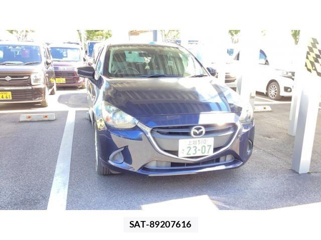 Mazda DEMIO 2017-06 8880638-0