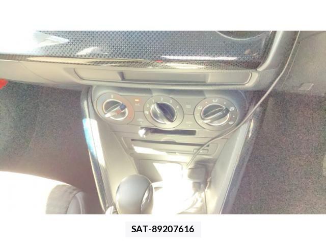 Mazda DEMIO 2017-06 8880638-9