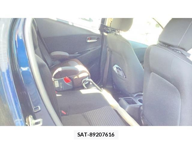 Mazda DEMIO 2017-06 8880638-17