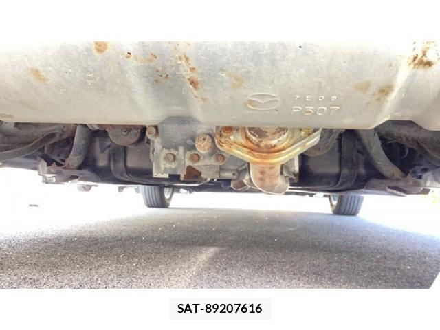 Mazda DEMIO 2017-06 8880638-20