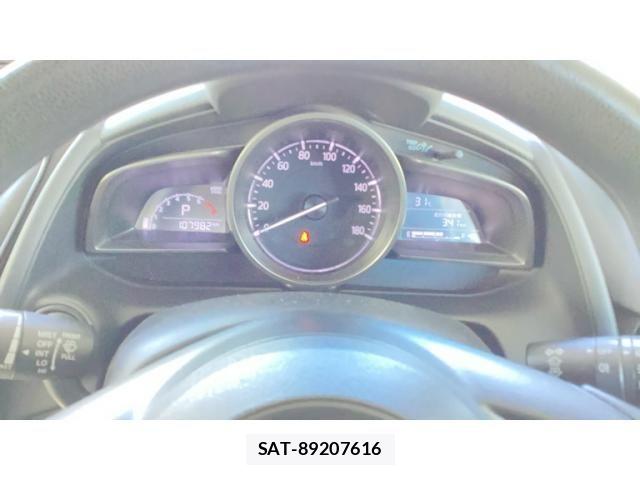 Mazda DEMIO 2017-06 8880638-7