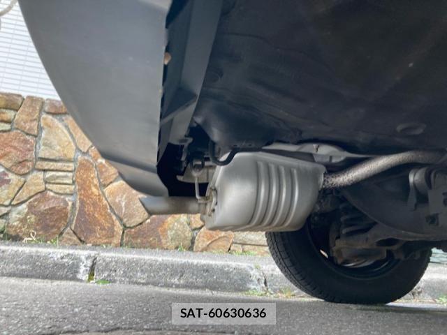 Mazda PREMACY 2014-01 6908046-9