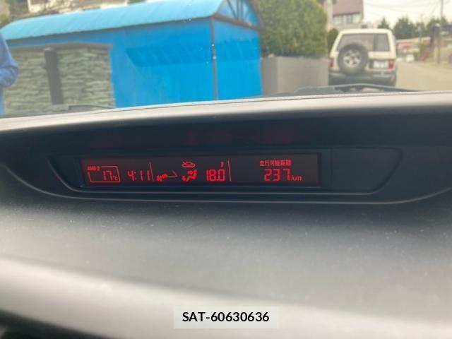 Mazda PREMACY 2014-01 6908046-16