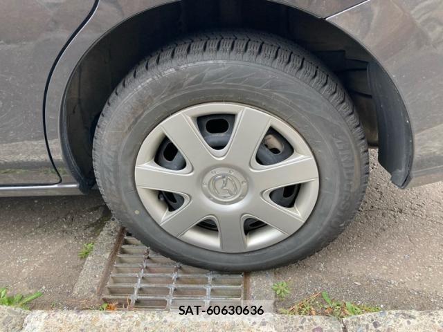 Mazda PREMACY 2014-01 6908046-6