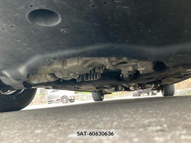 Mazda PREMACY 2014-01 6908046-7