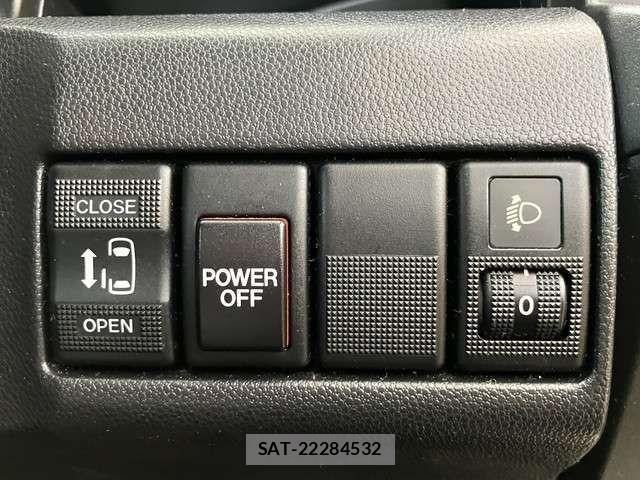 Mazda PREMACY 2015-08 7877565-4