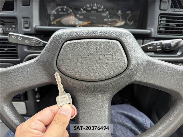 Mazda PROCEED 1997-01 8880643-17