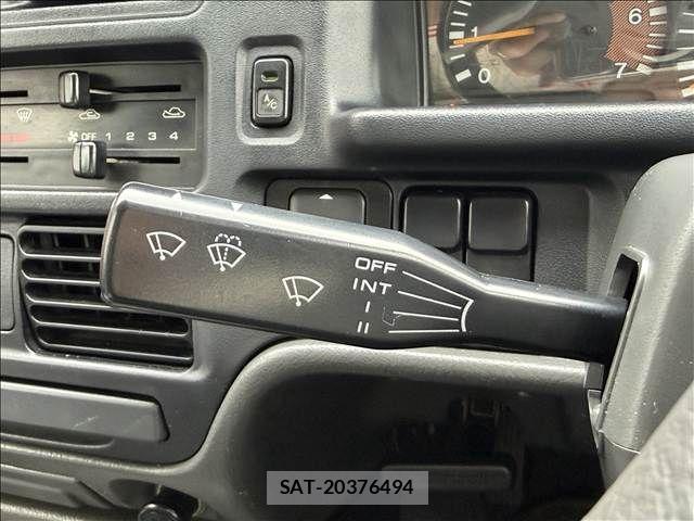 Mazda PROCEED 1997-01 8880643-27