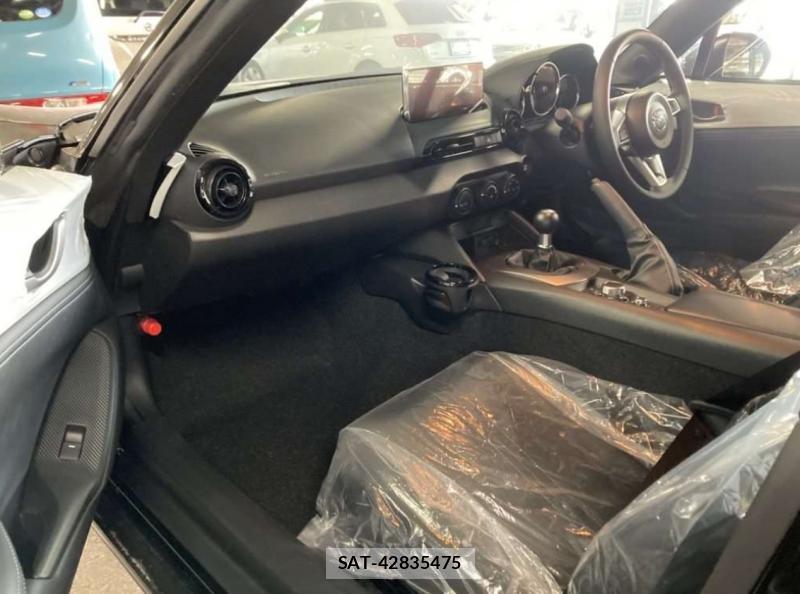 Mazda ROADSTER 2024-10 857201-5