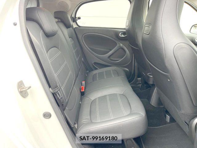 Mcc SMART 2019-06 6499867-9