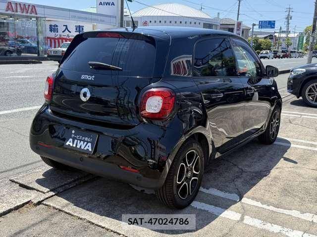 Mcc SMART 2017-10 6995443-4