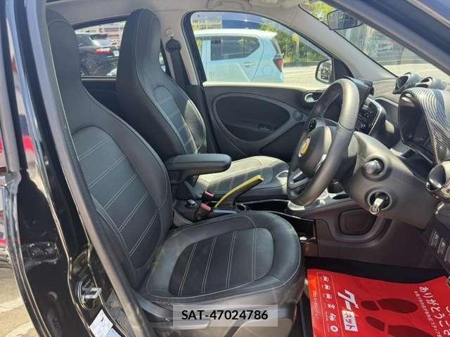 Mcc SMART 2017-10 6995443-8