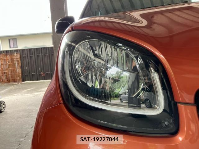 Mcc SMART 2018-05 7617897-4