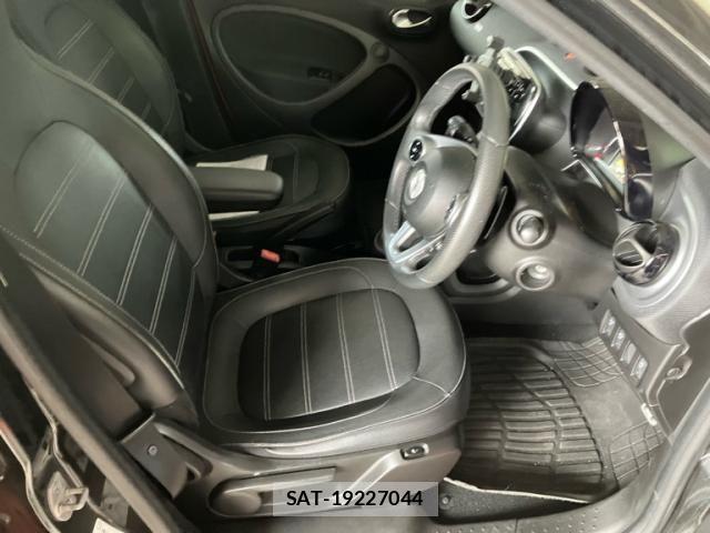 Mcc SMART 2018-05 7617897-7