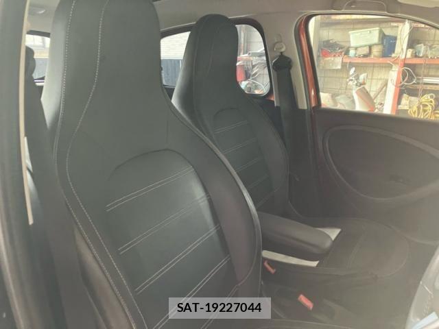 Mcc SMART 2018-05 7617897-8