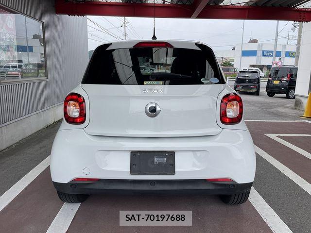 Mcc SMART 2016-11 7979859-5