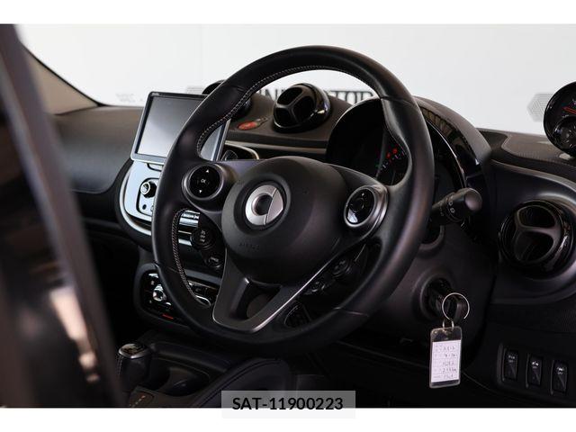 Mcc SMART 2017-06 8366881-7