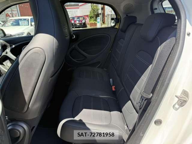 Mcc SMART 2019-05 8562563-11