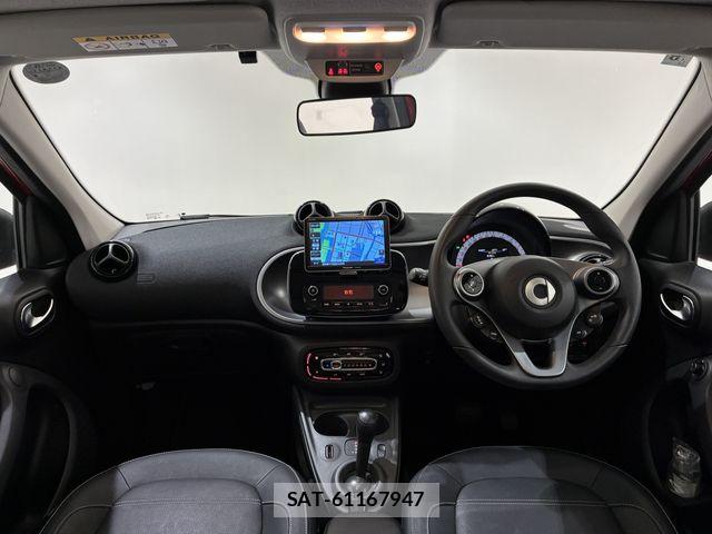 Mcc SMART 2017-05 8627599-24