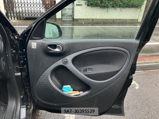 Mcc SMART 2019-04 8871403-9
