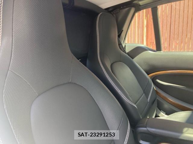 Mcc SMART 2017-09 7877593-9