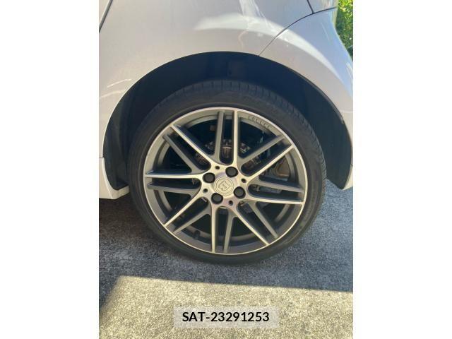 Mcc SMART 2017-09 7877593-5