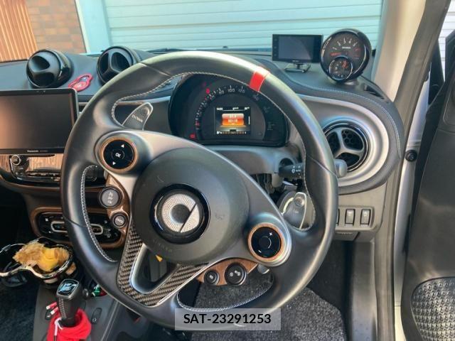 Mcc SMART 2017-09 7877593-8
