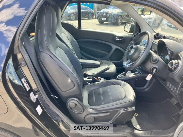 Mcc SMART 2017-04 8627602-9
