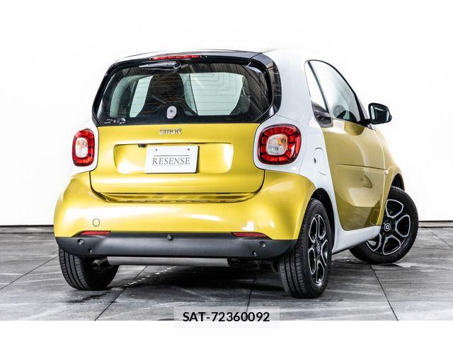 Mcc SMART 2017-02 6683862-2