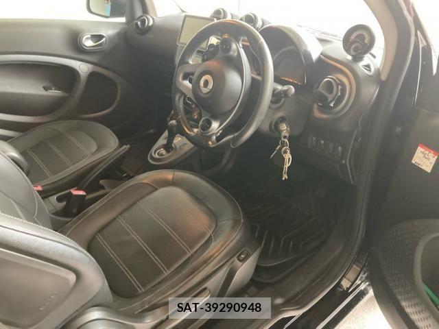 Mcc SMART 2017-06 7059402-11