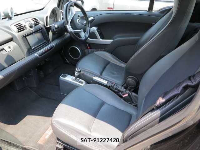 Mcc SMART 2010-08 8666466-3