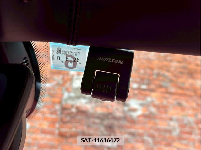 McLaren MCLAREN 2017-01 8208574-9