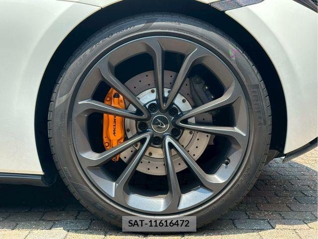 McLaren MCLAREN 2017-01 8208574-24