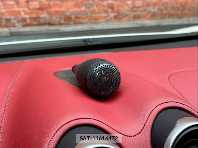 McLaren MCLAREN 2017-01 8208574-3