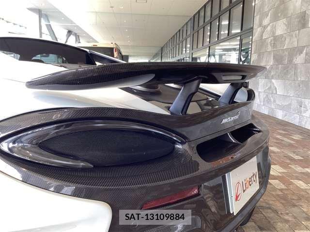 McLaren MCLAREN 2019-08 8366882-16