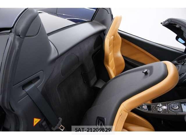 McLaren MCLAREN 2016-09 8074475-13