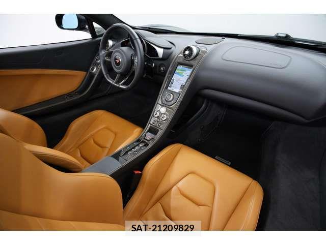 McLaren MCLAREN 2016-09 8074475-16