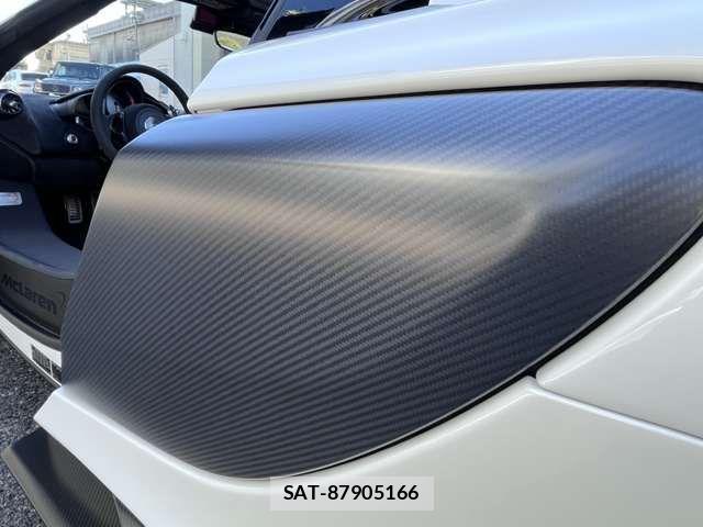 McLaren MCLAREN 2016-06 4045001-18