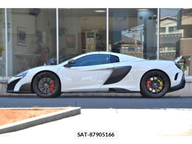 McLaren MCLAREN 2016-06 4045001-6