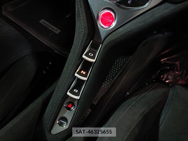 McLaren MCLAREN 2019-03 7221438-26