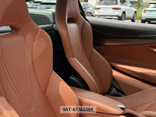 McLaren MCLAREN 2018-01 7962538-17