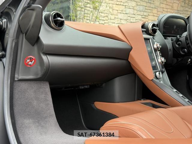 McLaren MCLAREN 2018-01 7962538-25