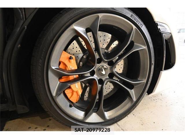 McLaren MCLAREN 2020-10 8830161-11