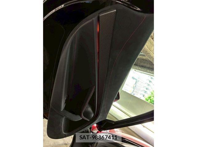McLaren MCLAREN 2025-01 8131122-16